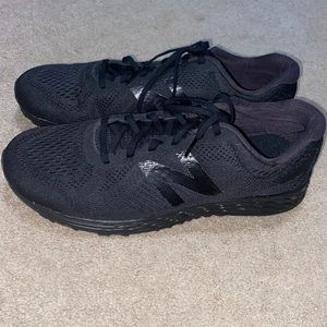 COPY - Black New Balance Size 12